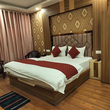 Summer Hill Resort Chail Esterno foto