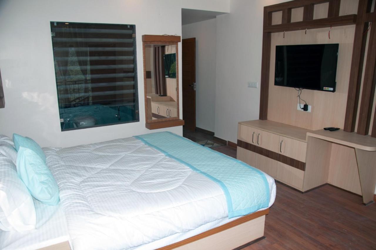 Summer Hill Resort Chail Esterno foto