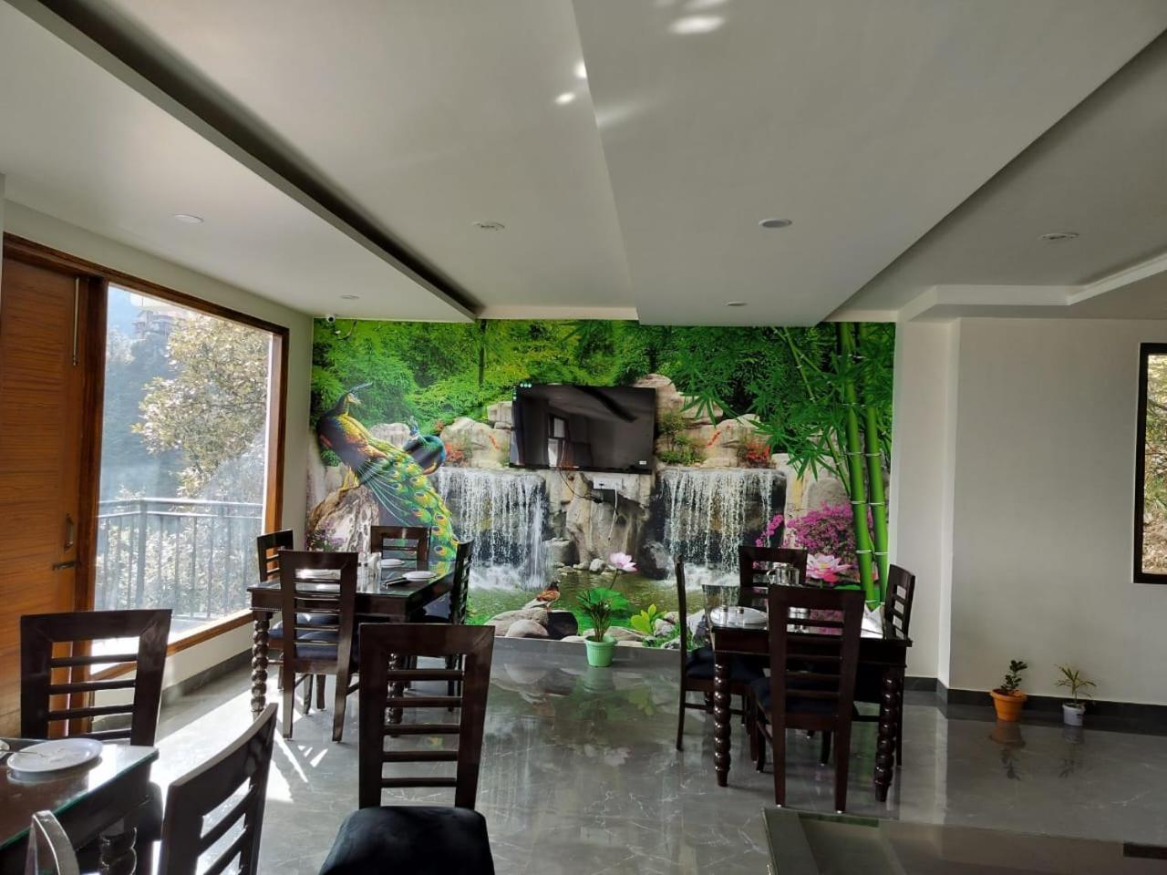 Summer Hill Resort Chail Esterno foto